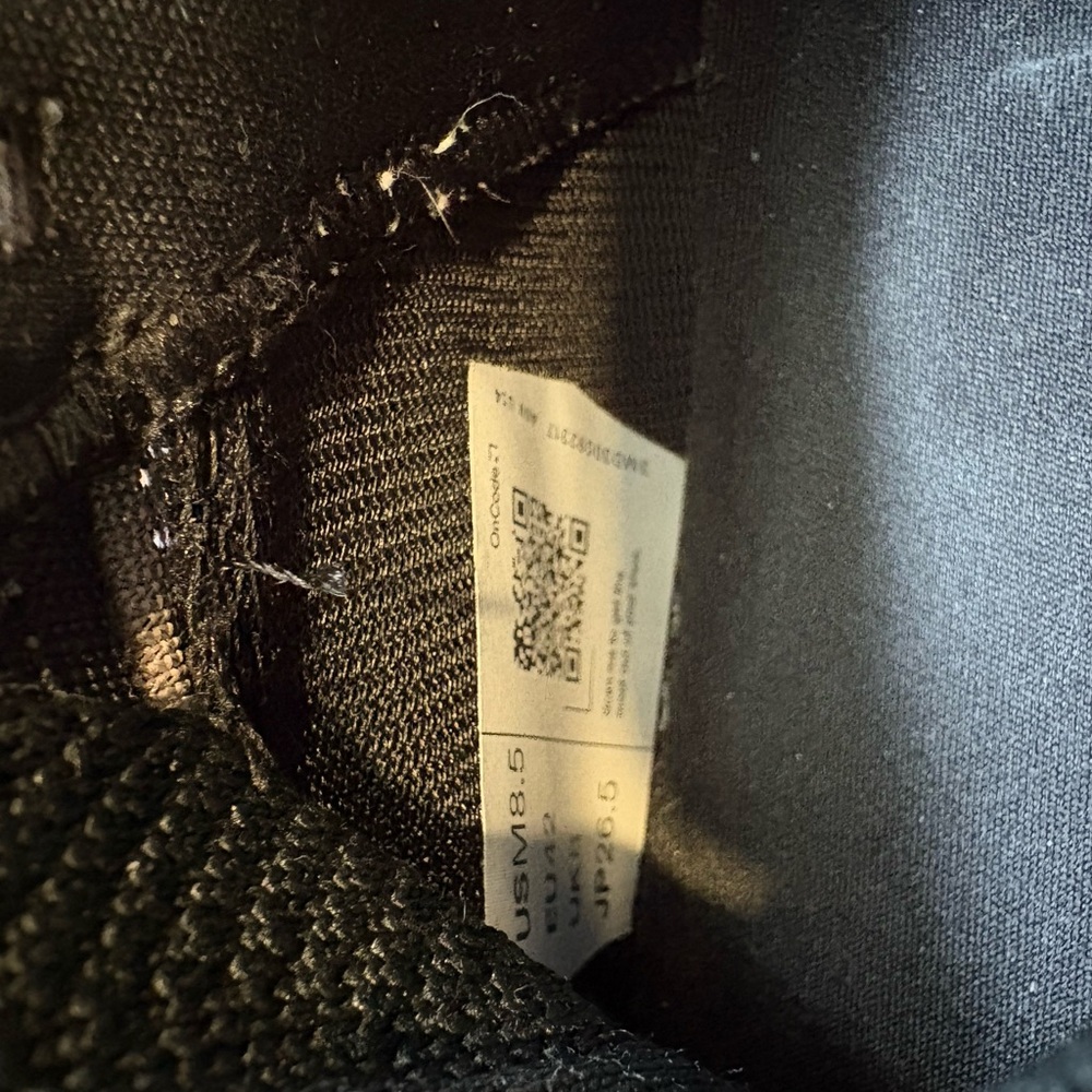 On Cloudeclipse Running Athletic Shoes - image 6